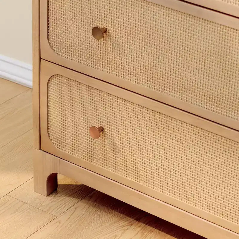 Commode 6 tiroirs en rotin avec poignées en laiton - Pin massif