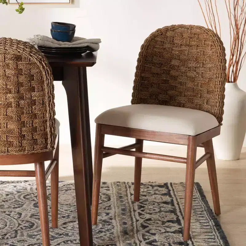 Chaise de salle à manger Denver en bois d'acacia et jonc de mer blanc/noyer : style bohème, rembourrage en mousse