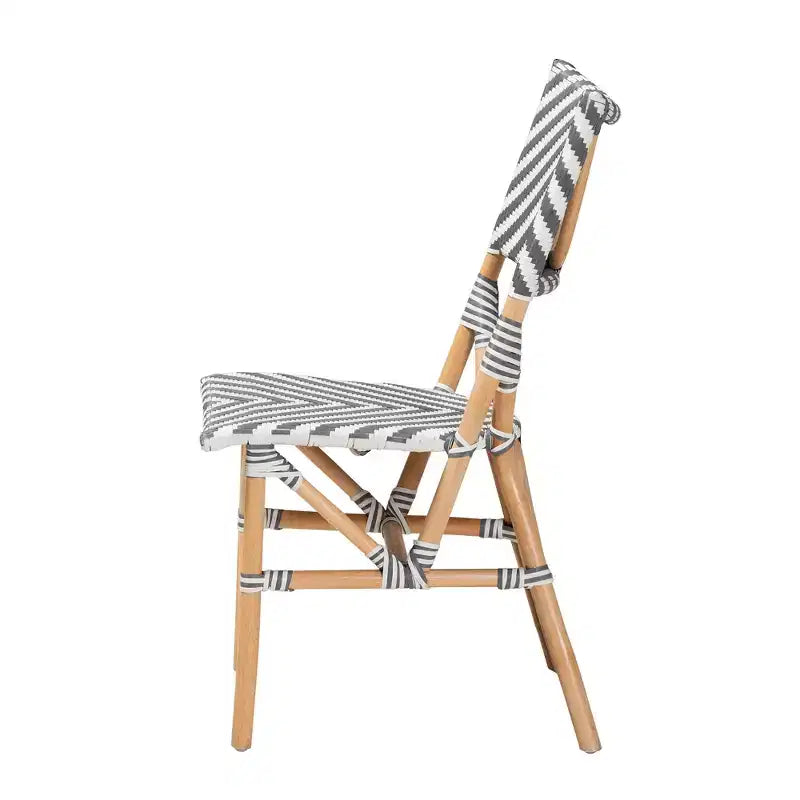 Chaise de bistrot en rotin tressé gris français et blanc, entièrement assemblée
