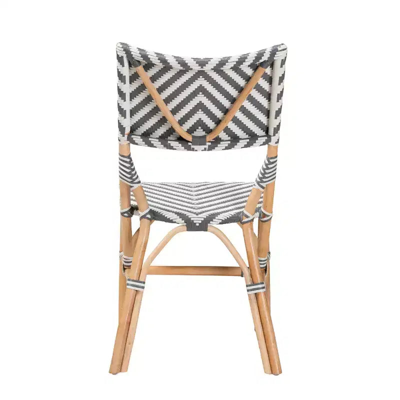 Chaise de bistrot en rotin tressé gris français et blanc, entièrement assemblée